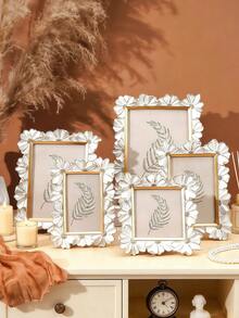 1pc Vintage Photo Frame, Elegant Classic White Frame, Suitable For Desktop Or Wall Hanging, Floral Decor Pattern, Retro Home Decor, Vintage Gallery Art (Random Photo Paper Included) - 1 - View 1