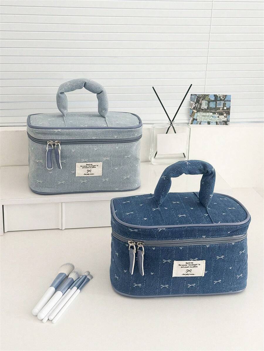 1个蓝色牛仔布女士化妆包,大号多功能化妆品收纳袋,内部可分隔,大号女士迷你蝴蝶结图案化妆品储物袋,手提化妆包,便携式洗漱包,带拉链 - 彩色 - 查看 1