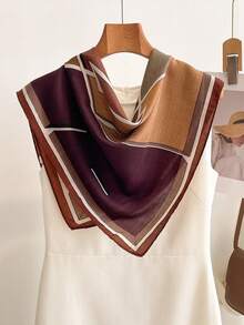 1 pièce Nouveau petit carré de foulard à motif géométrique patchwork bicolore, accessoire polyvalent de printemps pour la protection solaire extérieure, la décoration, le style vintage pour le cou. Convient pour les sports de plein air, les fêtes, les sorties, les cadeaux de vacances, les accessoires, les serviettes de plage. - Multicolore - Voir 5
