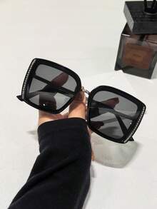 1 Pair Women's Large Frame Shiny Rhinestone Elegant Black Fashion Glasses, Handcrafted Rhinestone Embellished - Multicolor - View 5