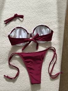 Bộ bikini 2 mảnh màu đỏ rượu vang quyến rũ - Áo ngực có gọng viền ren và quần bơi buộc dây bên hông, lý tưởng cho những kỳ nghỉ sang trọng bên bãi biển và hồ bơi. - Đỏ - Xem 7