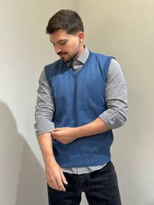 Men's Knit Pullover Vest With V-Neck, Classic Premium Comfortable - Blue Jeans - View 2