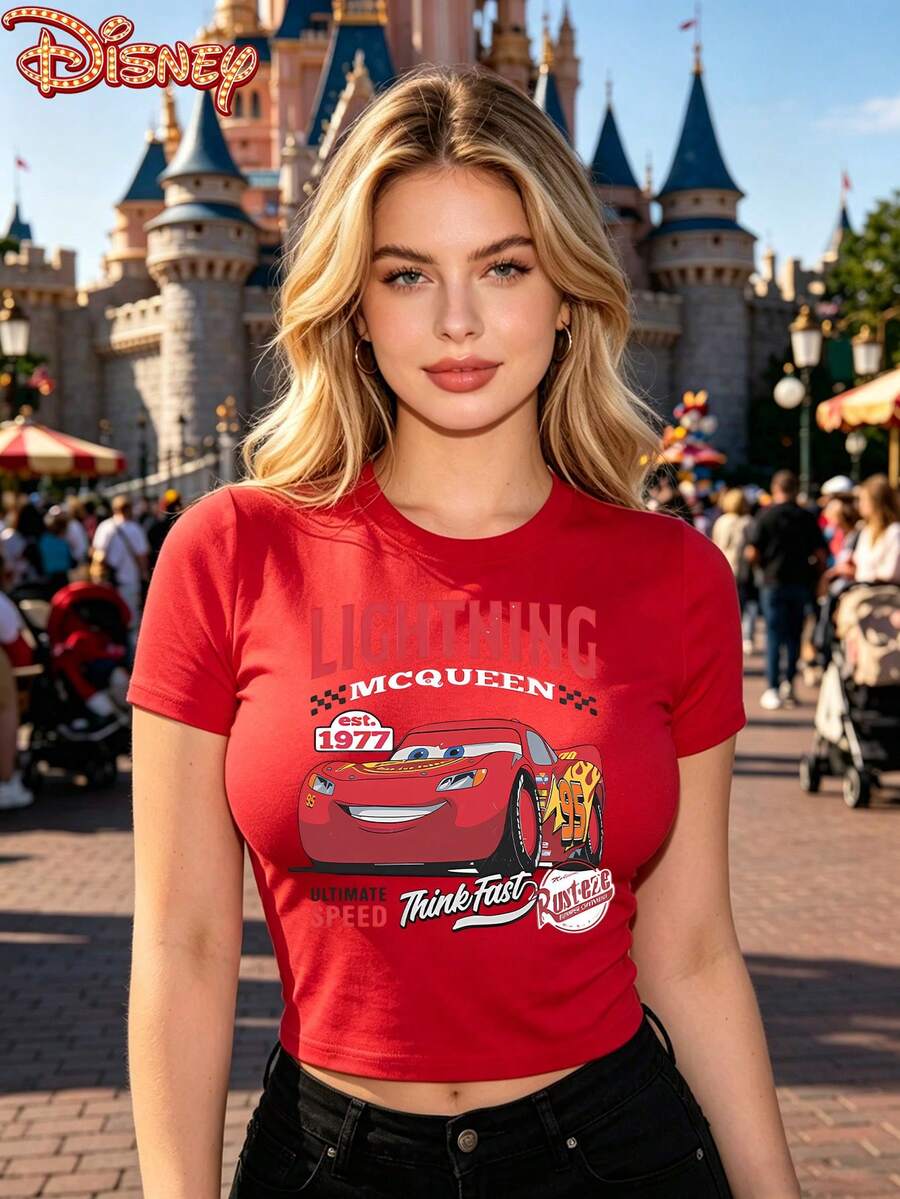 Disney Licensed Style | Lightning McQueen Car Print Slim Fit Women's Short Sleeve T-Shirt - Speed Passion & American Retro Vibe, Soft Breathable Fabric, Crew Neck, Ideal For Racing Themed, Daily Casual Wear - 紅色 - 查看 1