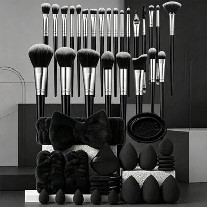 49 Piece Makeup Tool Set Includes: 25 Makeup Brush Sets+5 Makeup Sponges+5 Mini Makeup Sponges+5 Triangular Powder Puffs+5 Mini Air Cushion Powder Puffs+2 Hand Bowl Straps+1 Headband+1 Makeup Brush Cleaning Tool
