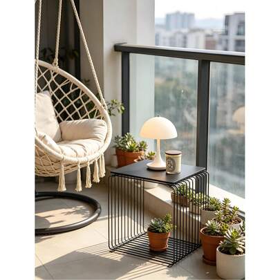 复古风方形咖啡桌 - 不锈钢金属边桌，带储物架，适用于家居装饰