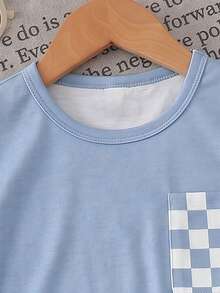 1 Set Infant Boy Minimalist Checkerboard Outfit, Lightweight Short Sleeve Round Neck Pocket T-Shirt + Matching Shorts, Casual/Outing/Home Refreshing Stylish Outfit, Spring/Summer - Blue - View 3