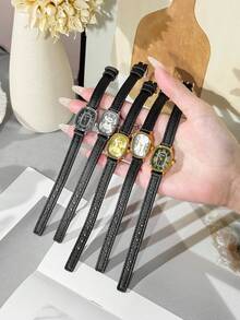 1款复古时尚简约休闲优雅椭圆形表壳PU皮表带女士手表，精致小巧的表盘镶嵌水钻，适合日常佩戴、生日礼物、派对等场合，是送给自己或朋友的理想礼物，不含表盒。 - 金色 - 查看 8