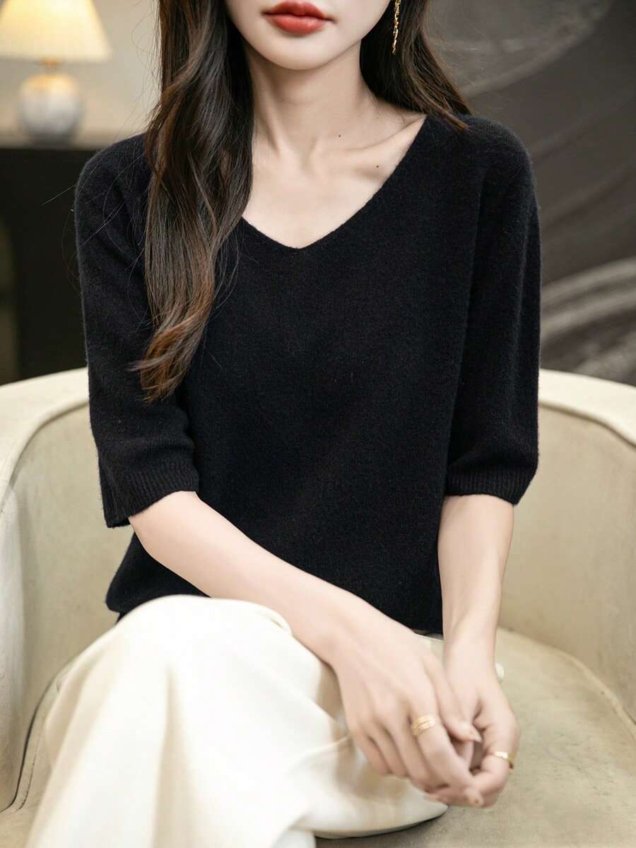 女士100%美利奴羊毛T恤 春季一体式无缝针织衫 休闲穿搭 女士春夏V领短袖套头衫 新款羊毛T恤 - 黑色 - 查看 1