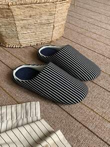 XIXITIAO Unisex Black And White Striped Indoor Slippers, Suitable For All Seasons, Lightweight And Soft Sole, Quiet And Non-Slip For Hardwood Floors, Minimalist Striped Design, Comfortable For Everyday Household Wear - Black - View 9