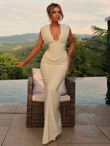 2026 Cream Deep V-Neck Bodycon Maxi Dress – Sexy Sleeveless Ruched Waist Gown, Elegant Party Evening Wear - trắng - Xem 5