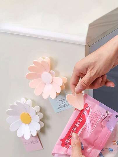 1pc Daisy Food Sealing Clip, Potato Chip Snack Clip, Creative Fridge Magnet Moisture-Proof Flower Plastic Sealing Clip