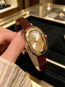 1 chiếc đồng hồ nữ dây da PU, kiểu dáng Anh cổ điển, mặt nhỏ, máy quartz, thời trang cao cấp, thích hợp cho các dịp lễ, tiệc tùng, đám cưới, tựu trường, Giáng sinh, Lễ Tạ ơn, Halloween, Lễ Phục sinh và các dịp khác, món quà tuyệt vời nhất dành cho phụ nữ. - màu nâu - Xem 2