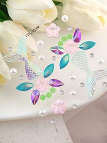 1pc Mermaid Tail Holographic Face Jewel Sticker, Laser Fish Scale Pearl Sakura Design, Waterproof Long-Lasting Bindi, Decor For Beach Vacation/Music Festival Makeup, Dreamy Mermaid Style Face Gems,Concert Look,Rhinestone Face Sticker - Multicolor - View 7