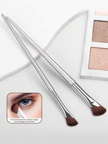 2pcs/Set Silver Handle Angled Makeup Brushes, Eye Shadow Blending & Nose Contour Brushes, Beauty Tools - Silver - View 2