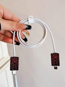 Set de 4 piezas de accesorios para carga de teléfono con patrón de telaraña roja, que incluye 1 funda protectora de cargador + 1 correa de cable de datos blanca + 2 fundas protectoras de cable de datos - Adaptador de cargador de 20W/18W, cubierta del adaptador, compatible con iPhone 11/12/13/14/15/16/13 Pro Max/16 Pro Max/17 Pro Max - Multicolor - Ver 4