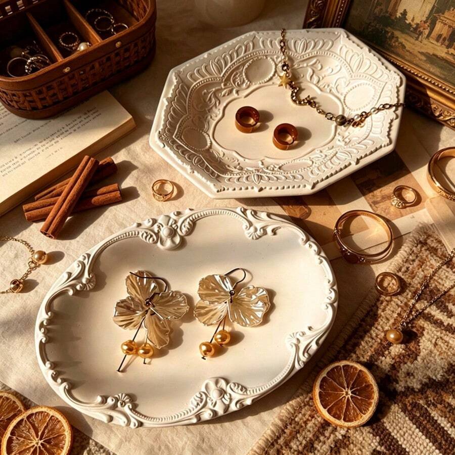 1 khay đựng trang sức kiểu cung điện châu Âu màu trắng dập nổi, khay đựng đồ trang điểm tại nhà, dụng cụ trưng bày bông tai, vòng cổ và phụ kiện chụp ảnh. - trắng - Xem 1