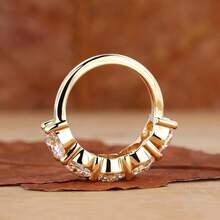 Nhẫn Zirconia tròn mạ vàng 18K sang trọng tối giản, quà tặng cưới/đính hôn cho nữ. - Vàng - Xem 4