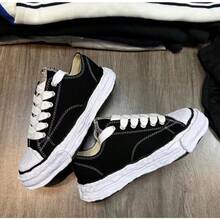 MMY 2026 Vintage Classic Women Casual Shoes, Women's Dissolved Irregular Shoes, Casual Japanese Campus Style, Irregular Loose Design, Thick-Soled Elastic Height-Increasing Shoes, Wear-Resistant Casual Sports Shoes That Elongate The Legs, Suitable For Daily Wear, Dating And Shopping, Same Style As Idols, Versatile Designer Women's Sneakers - 黑白 - 查看 2