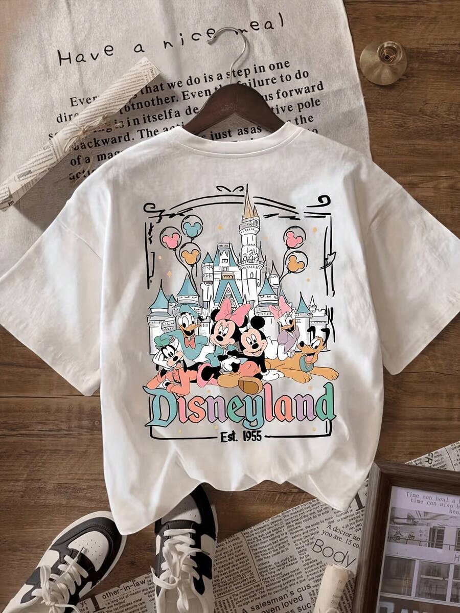 Disney License T Shirts, Disney Disneyland Castle Classic Characters "Est. 1955" Graphic Women's Casual Crew Neck Short Sleeve Oversized T-Shirt, Retro Vacation Summer Tee ,Camiseta, Summer Outfits For Women, Summer Clothes, Summer Tops, Tops For Women, Festival Outfits, Summer Tops For Women, Mother's Day, Mother's Day Clothing, Gifts For Family And Friends, Spring Outfits For Women, Officially Licensed Disney T-Shirts, Disney Men's And Women's Spring/Summer Fashion Casual Short-Sleeve T-Shirts - trắng - Xem 1