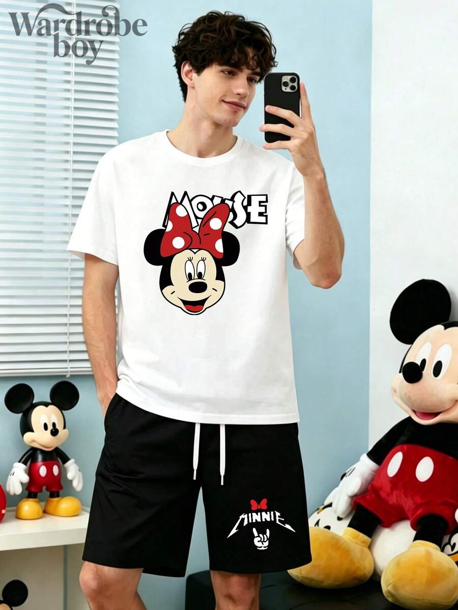 Disney Licensed Short-Sleeve Printed T-Shirt And Shorts Set, Men's Black And White Two-Piece Set, Mickey Mouse Cartoon Printed T-Shirt And Shorts Set, Suitable For Family Outings And Vacations. Suitable For Both Men And Women. Comfortable And Breathable. - 黑色+白色 - 查看 1