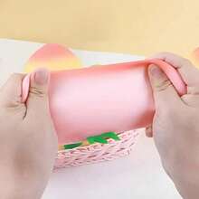 1 pièce Jouet de soulagement du stress réaliste en forme de pêche – Gadget anti-stress doux à rebond lent pour adultes. Jouet sensoriel, exercice de la main et décoration de bureau amusante. - Multicolore - Voir 8