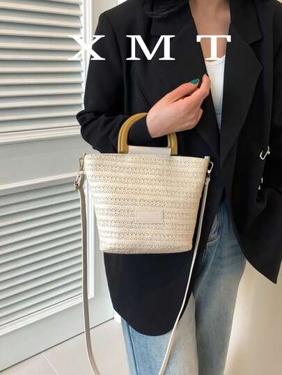 2026新款时尚休闲多功能草编小手提包，草编水桶包，轻便可折叠，适合收纳各种配饰，是旅行、度假和休闲场合的理想之选，也适合与朋友一起购物。