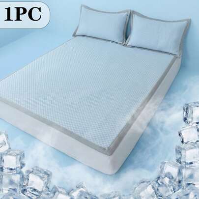 1PC Modern Style / 3D Ice-Bead Cooling Mattress | Non-Slip Base | Cool, Silky Fabric | Non-Slip Elastic Corner Straps | Single / Double / Standard / King | Essential For Travel And Home Use | Particularly Suitable For Those Who Sweat Easily | Machine Washable | Suitable For All Ages | Ideal For Use In Air-Conditioned Rooms/(Pillowcases Not Included)