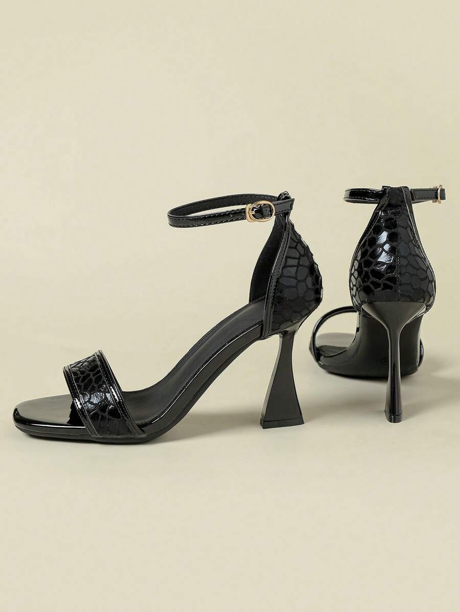 9cm Sandali con tacco alto lucido in pelle verniciata, punta aperta, eleganti e alla moda per vacanze/ufficio, stile sexy da discoteca, texture in pietra retrò, scarpe versatili per abiti, collezione primavera/autunno 2026, stampa leopardata irregolare e casuale, sandali romani con fibbia e punta quadrata, taglie 3-10 - nero - Visualizzare 1