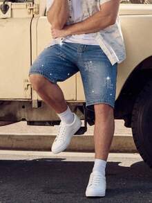 Quần short denim màu xanh dương đính đá lấp lánh, chất liệu denim cổ điển đã qua xử lý, điểm xuyết họa tiết chòm sao dày đặc, tạo hiệu ứng ánh sao lung linh, món đồ thời trang hoàn hảo cho các bữa tiệc. - Màu xanh lam - Xem 4