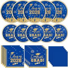 Clase de 2026 Suministros para fiesta de graduación – Juego de vajilla de grats Grad, platos y servilletas de papel negro y dorado para decoración de mesa de graduación 2026, decoración de - Oro Azul - 25 raciones - Ver 2
