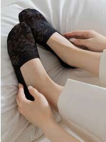 1 paire de chaussettes basses en dentelle jacquard pour femmes, chaussettes de doublure invisibles absorbant l'humidité, chaussettes basses peu profondes et fines, respirantes et sans odeur, avec silicone antidérapant, douces et confortables, chaussettes polyvalentes pour la cheville - Multicolore - Voir 10