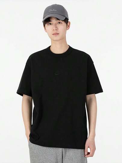  Nike Sportswear Premium Essentials Logo純色圓領寬鬆休閒短袖T卹 男款 黑色