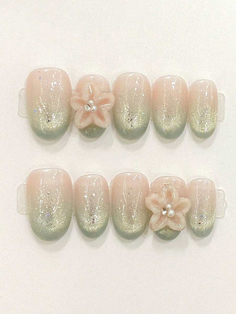 10片手工制作的纯色渐变粉绿美甲贴纸，饰以3D小花和细闪，中心镶嵌珍珠和水钻，清新、舒缓、温柔又可爱，适合女士和女孩在春、夏、秋、冬四季、派对和日常佩戴。 - 薄荷綠 - 查看 1