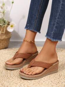 Plus Size Women's Summer New Fashionable Lightweight Comfortable Platform Wedge Sandals, Casual Woven Outdoor Beach Holiday Flip Flops - Brown - View 2