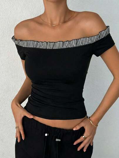 Women's Summer Checkered Off-The-Shoulder Top, Fitted Cropped T-Shirt, Y2K-Style Top