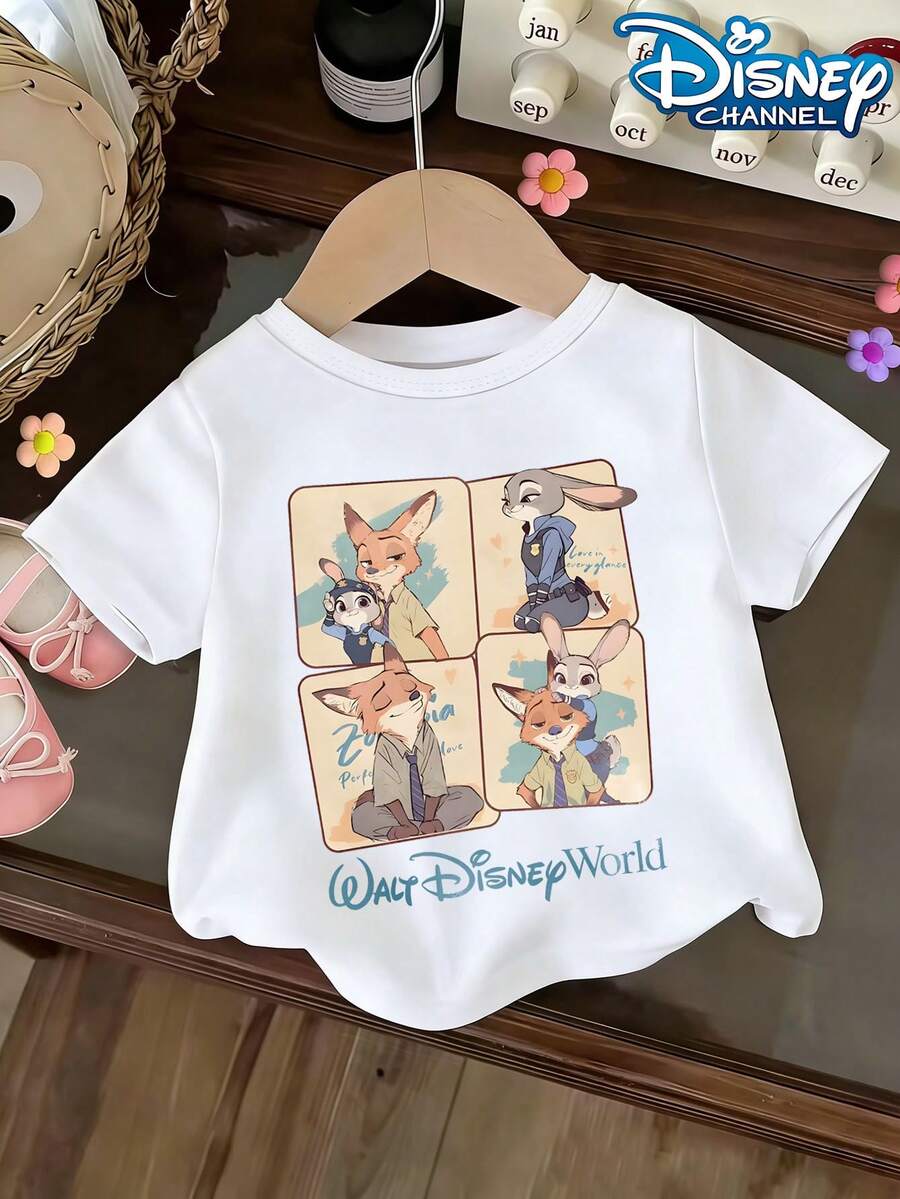 Disney Zootopia Kids Set! Four Palace Genik Judy Interactive Soft And Cute Healing, Walt Disney World Print Pattern Summer Tops,Short-Sleeved Casual And Cute Style  Children's Clothing Design, Girl Clothes For Kids Clothes ,Ropa Para Niños,Teen Girls Clothes, Summer Clothes,Boys Summer Outfits,Boys Clothes,Perfect For Cool Girls. Comfortable And Breathable Children's Short-Sleeved T-Shirt. Comfortable And Casual Wear All Year Children's Clothes,Comfortable & Lightweight, Iconic Print For Mix-And-Match Outfits,Suitable For Both Boys And Girls. - 白色 - 查看 1