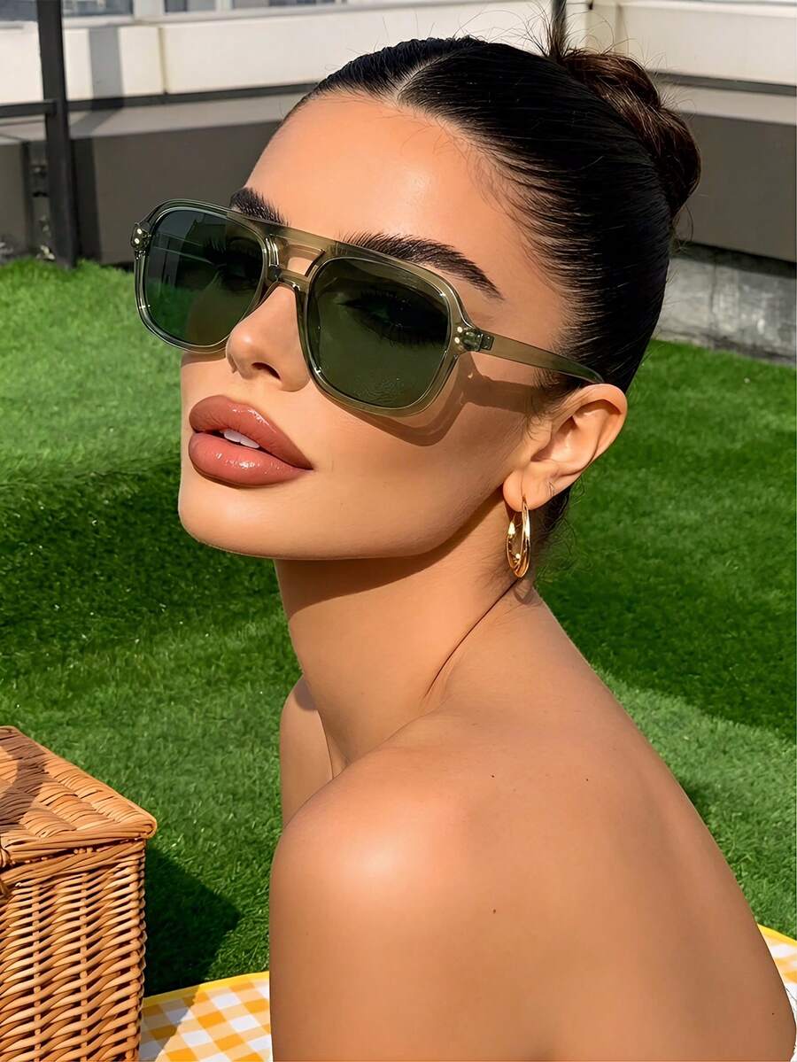 Green Square Rivet Decorated Retro Aviator Sunglasses, Fashionable Eyewear For Outdoor Travel, Beach, Casual Wear, Driving, UV Protection - Green - View 1
