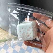 1pc TPR Squishy Stress Toy, Square Handmade Block DIY Slow Rebound Squeeze Fidget Toy, Sound-Activated Stress Relief Sensory Decompression Toy For Kids & Adults, Suitable For Office Relaxation, School, Party Interaction, Ideal Gift For Birthday, Holiday, Family Gathering.Random Packaging Style - 藍色 - 查看 7