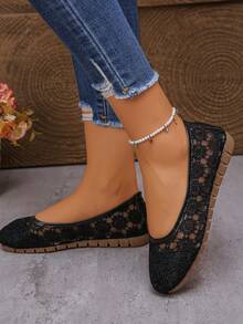 1 Pair Vintage Women's Slip-On Shoes, Embroidered Hollow Vamp, Rhinestone Flower Decor, Breathable Comfortable Soft Sole, Suitable For Parties, Dates, Dances, Parties, Daily Casual, Beach, Resort, Indoor, Street, Campus Wear - Black - View 8