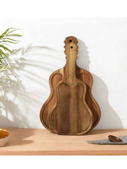 1/2 chiếc khay gỗ hình đàn guitar, khay phục vụ bằng gỗ không đối xứng, khay ăn sáng bằng gỗ nguyên khối, khay trang trí tiệc, khay đựng bít tết, khay đựng trái cây, khay đựng kẹo, khay đựng sushi, khay gỗ đa năng dùng cho các buổi họp mặt gia đình, tiệc bạn bè, sử dụng ngoài trời, thích hợp làm quà tặng Ngày của Mẹ, quà tặng tựu trường, quà Giáng sinh, quà Ngày Valentine.