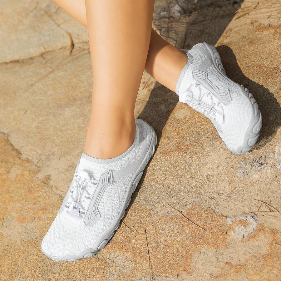 2026 New Arrival Sunny Beach Barefoot Shoes, Multifunctional Footwear For Fitness, Running, Yoga, Beach Trips And Mountain Hiking-Runs Half Size Large - 白色 - 查看 1