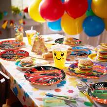 Platos de papel para fiestas de coches, 72 unidades de 7 pulgadas, platos de postre para camiones temáticos para fiestas de cumpleaños - Coche de carreras - Ver 8