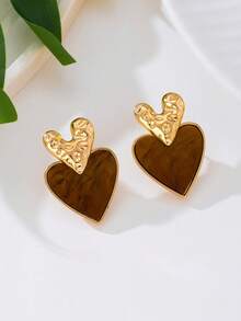 1 Pair Romantic Vintage Textured Brown Heart Shaped Stud Earrings, Suitable For Weddings, Parties, And Daily Wear - Brown - View 4