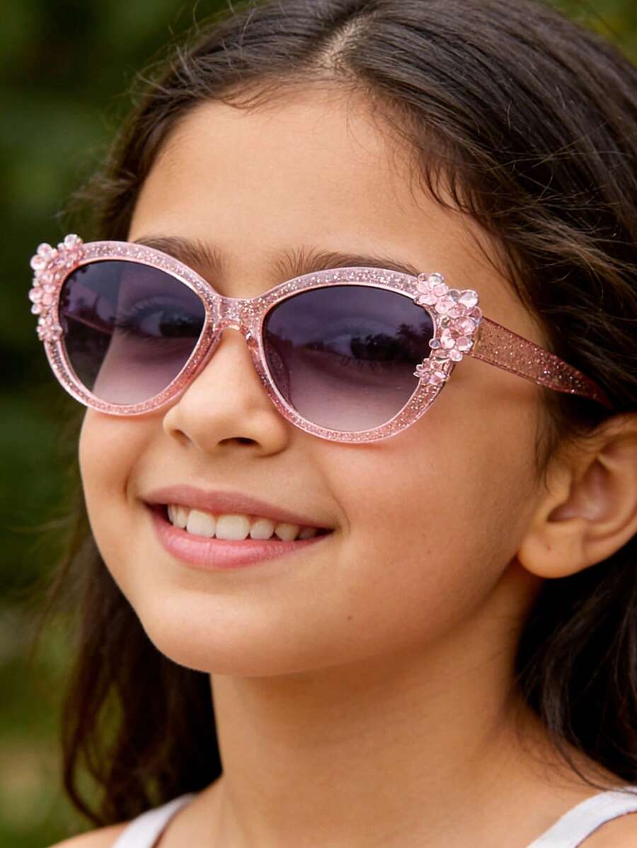 1 pieza Gafas de moda con decoración de flor de purpurina rosa y forma de ojo de gato para niñas de 4-7 años, ajuste ligero y cómodo, lentes con tinte suave, adecuadas para playa, viajes y vacaciones, incluye estuche para gafas