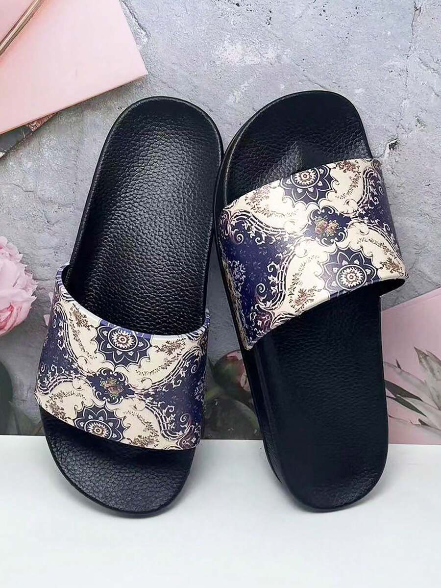New Fashionable Slippers Women, Solid Color Letter Print Rubber Sole Indoor Home Slippers, Soft Lightweight Bathroom Slippers, Versatile Comfortable Casual Outdoor Sandals For All Seasons