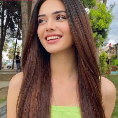 ISEE Tóc giả nửa đầu Hair Wear Go Yaki thẳng, vừa vặn linh hoạt, 3 trong 1, có dây rút, đường chân tóc tự nhiên, màu nâu đỏ đen ombre, không đường may, dễ sử dụng cho người mới bắt đầu, highlight, đeo vào là dùng ngay, không cần keo dán, tóc thật, đường chân tóc đã được tỉa sẵn, mật độ 180%, chiều dài 16-28 inch, tóc nguyên chất chưa qua xử lý, tóc giả Y2K, quà tặng, phụ kiện tóc, 100% tóc giả thật, tóc giả ren thật, phong cách nghỉ dưỡng, năng động, trang phục du lịch thiết yếu, sử dụng hàng ngày, giao hàng nhanh, vận chuyển nhanh chóng, du lịch nghỉ dưỡng dành cho phụ nữ.