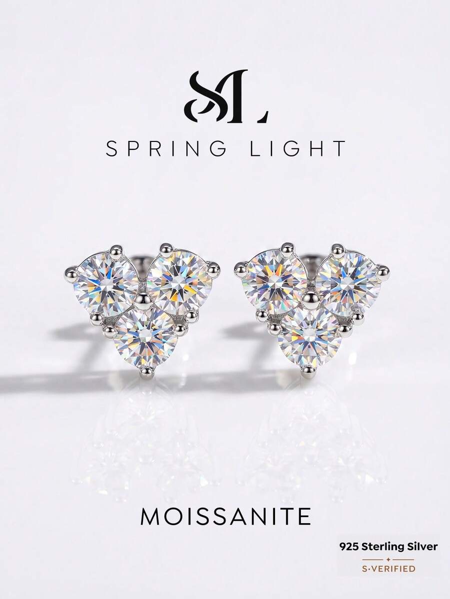 1 Đôi bông tai bạc 925 hình trái tim đính 3 viên đá Moissanite 0.3 carat, thanh lịch và tinh tế, món quà hoàn hảo cho lễ đính hôn, đám cưới, sinh nhật bạn thân hoặc kỷ niệm. - Bông tai tình yêu Moissanite - Xem 1