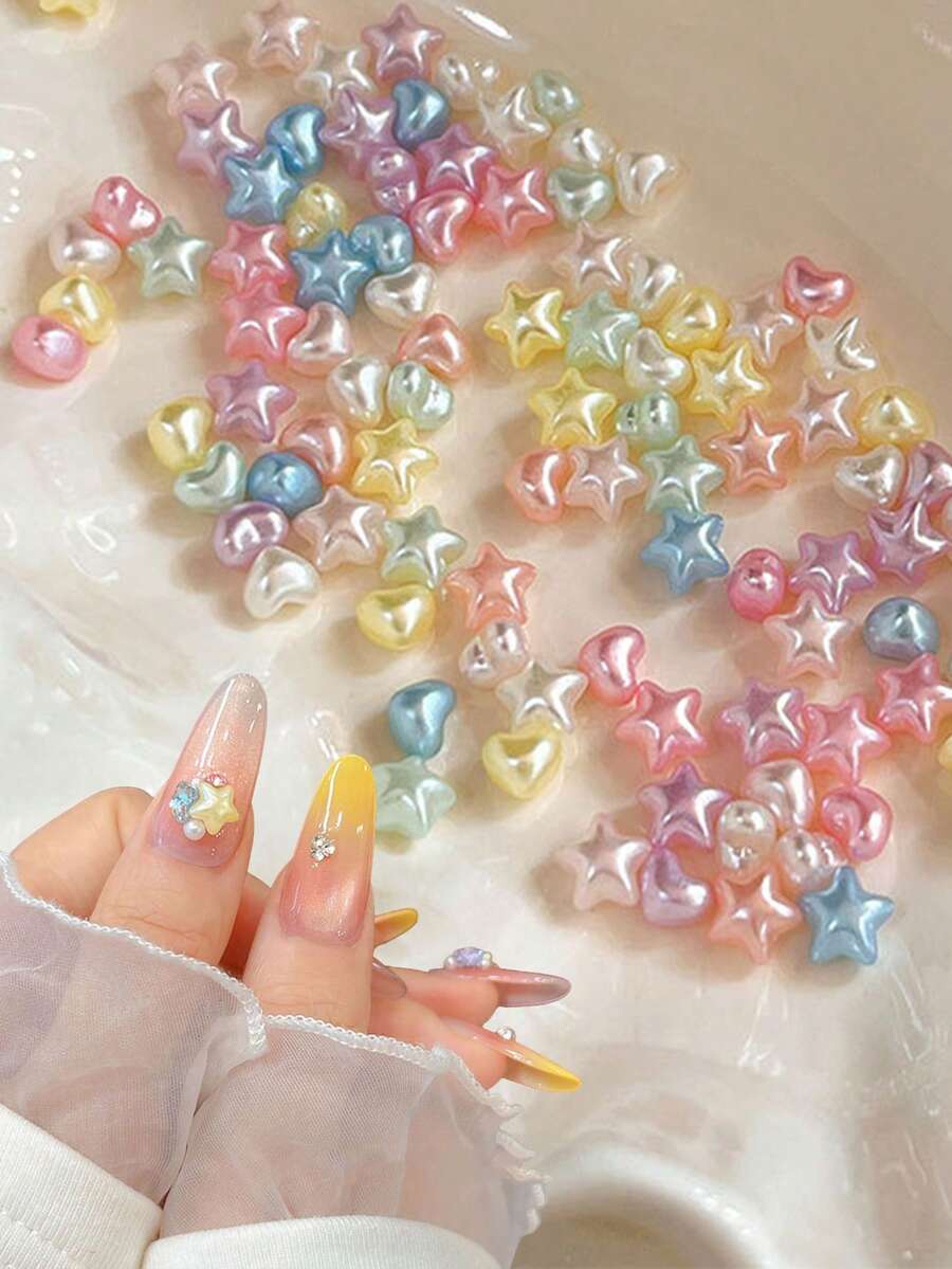 50颗混色星星和心形3D美甲饰品，可爱Kawaii Y2K美学亚克力美甲水钻，彩色珠光美甲宝石，适合春夏DIY美甲装饰，甜美少女风美甲配件，美甲沙龙及居家使用皆宜