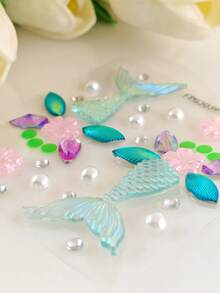 1pc Mermaid Tail Holographic Face Jewel Sticker, Laser Fish Scale Pearl Sakura Design, Waterproof Long-Lasting Bindi, Decor For Beach Vacation/Music Festival Makeup, Dreamy Mermaid Style Face Gems,Concert Look,Rhinestone Face Sticker - Multicolor - View 9