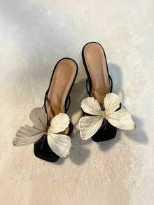 Giày sandal cao gót nữ, mẫu mới Xuân/Hè 2026, thiết kế hoa bướm giả 3D, sandal cao gót hở mũi thời trang, thanh lịch và đa năng. - màu đen - Xem 4